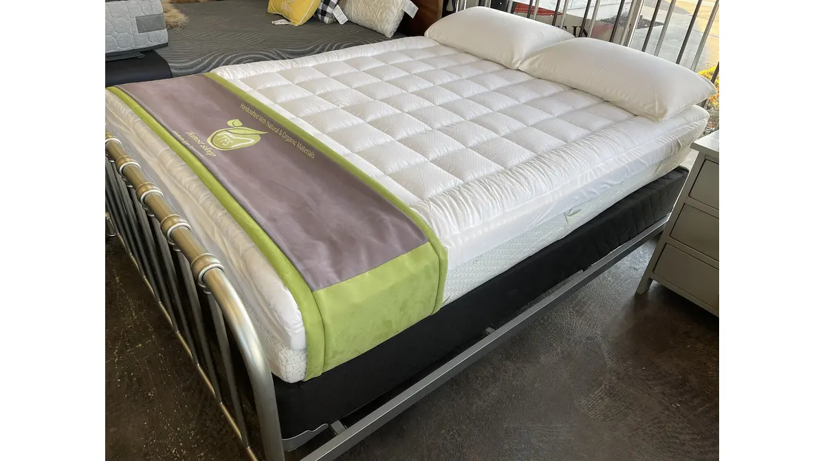 Dreamer 3-in-1 Cloud Topper with USDA Organic Latex and Bamboo Memory Foam, product photo