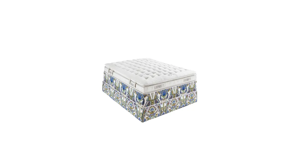 Auguste, product photo