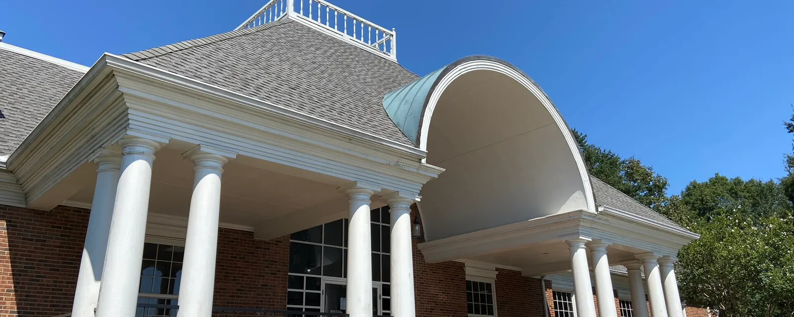 The Mableton post office, a brick building with white columns