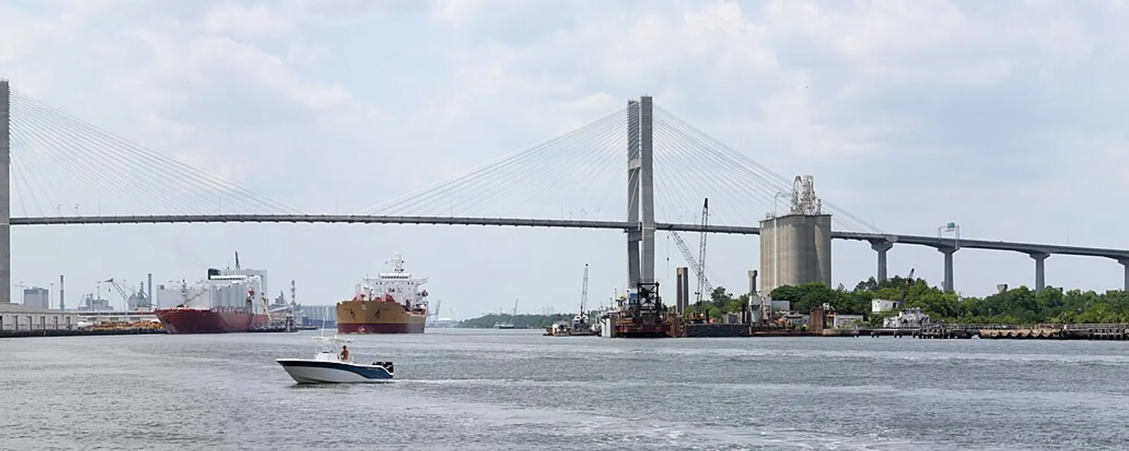 The Talmadge Memorial Bridge over the Savannah River